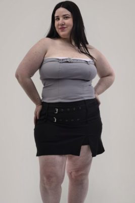 2265 - Short/Pollera Fresa - Bengalina Elastizada c/Short de Microfibra