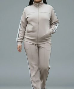 Alternative view of 74002 - Conjunto Deportivo - Rústica